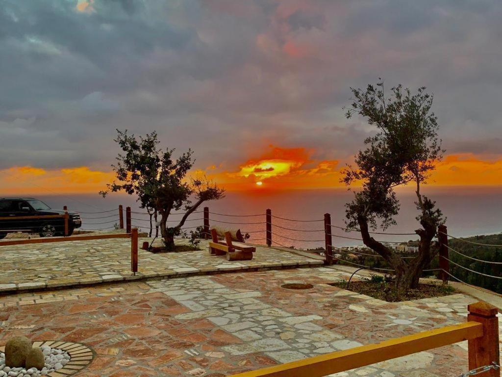 Rahoni Park & Suites Dhërmi Kültér fotó