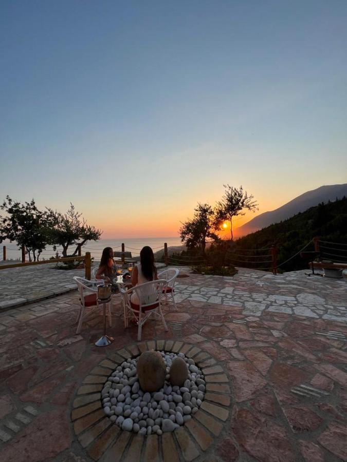 Rahoni Park & Suites Dhërmi Kültér fotó