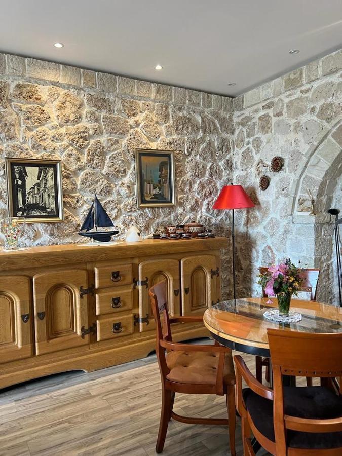 Rahoni Park & Suites Dhërmi Kültér fotó