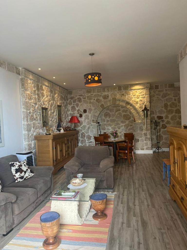 Rahoni Park & Suites Dhërmi Szoba fotó