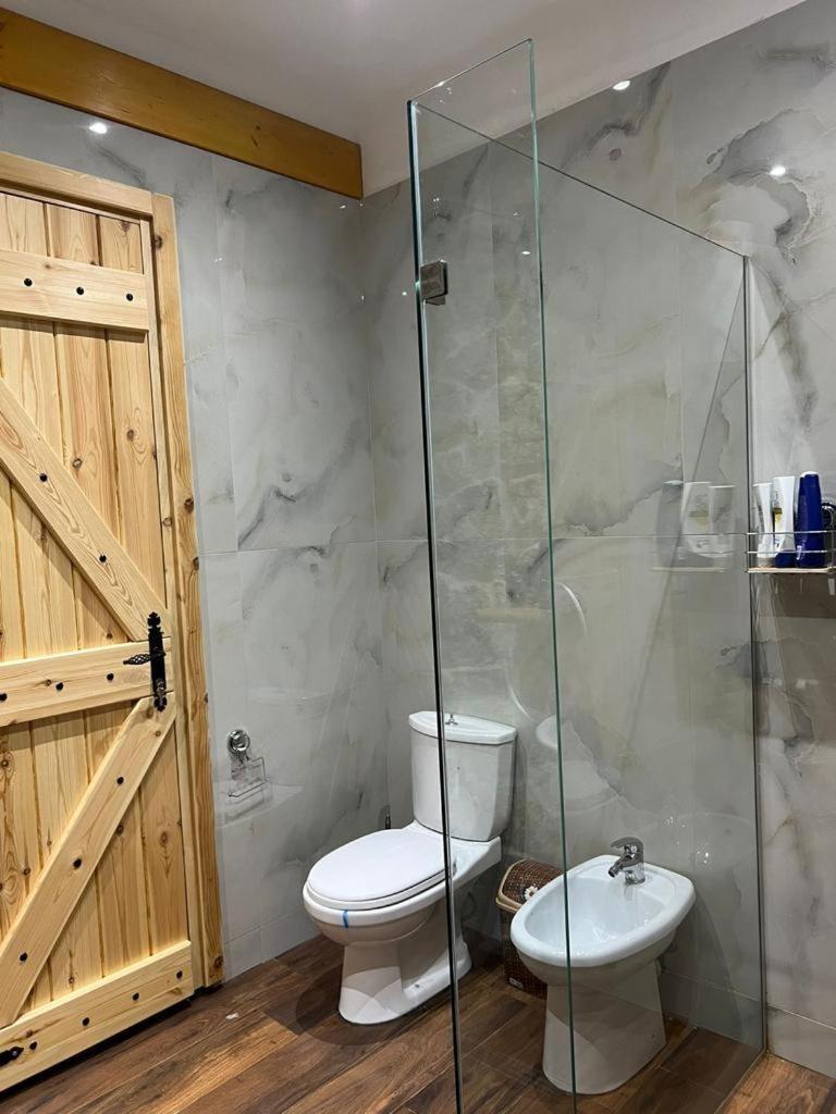 Rahoni Park & Suites Dhërmi Szoba fotó