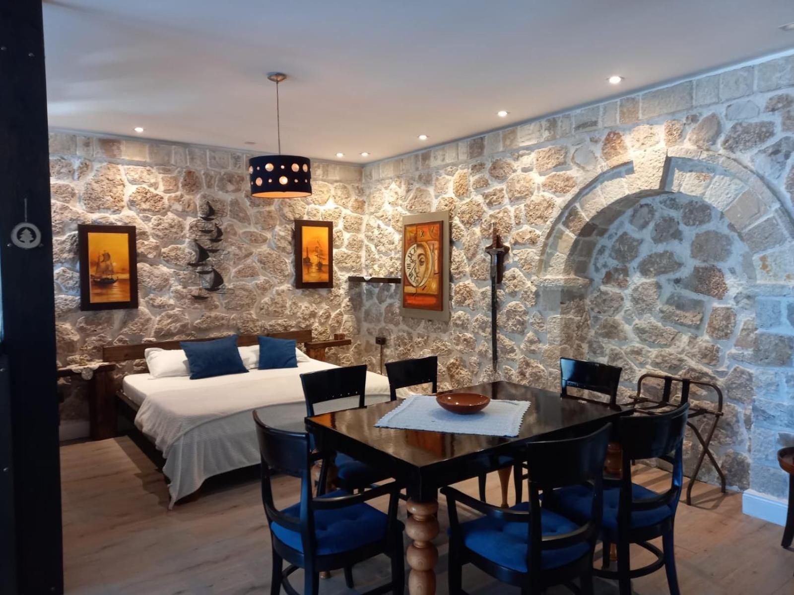 Rahoni Park & Suites Dhërmi Kültér fotó