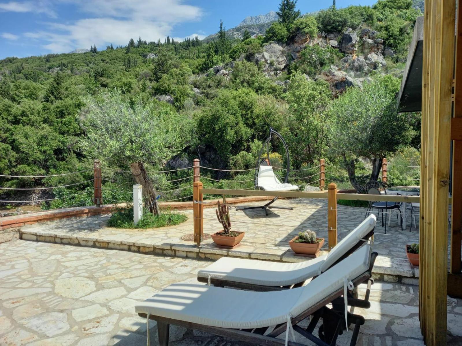 Rahoni Park & Suites Dhërmi Kültér fotó