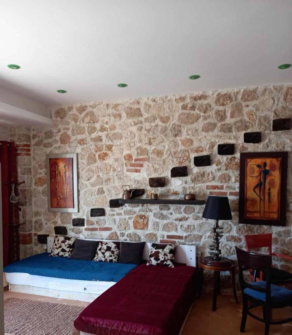 Rahoni Park & Suites Dhërmi Kültér fotó