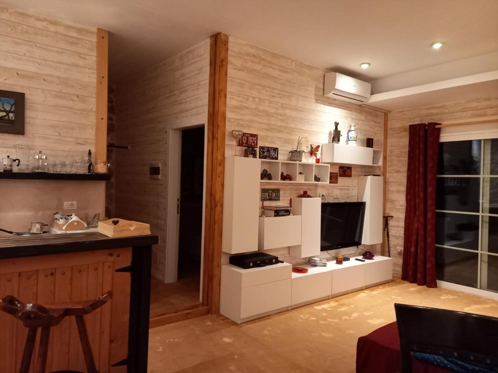 Rahoni Park & Suites Dhërmi Kültér fotó